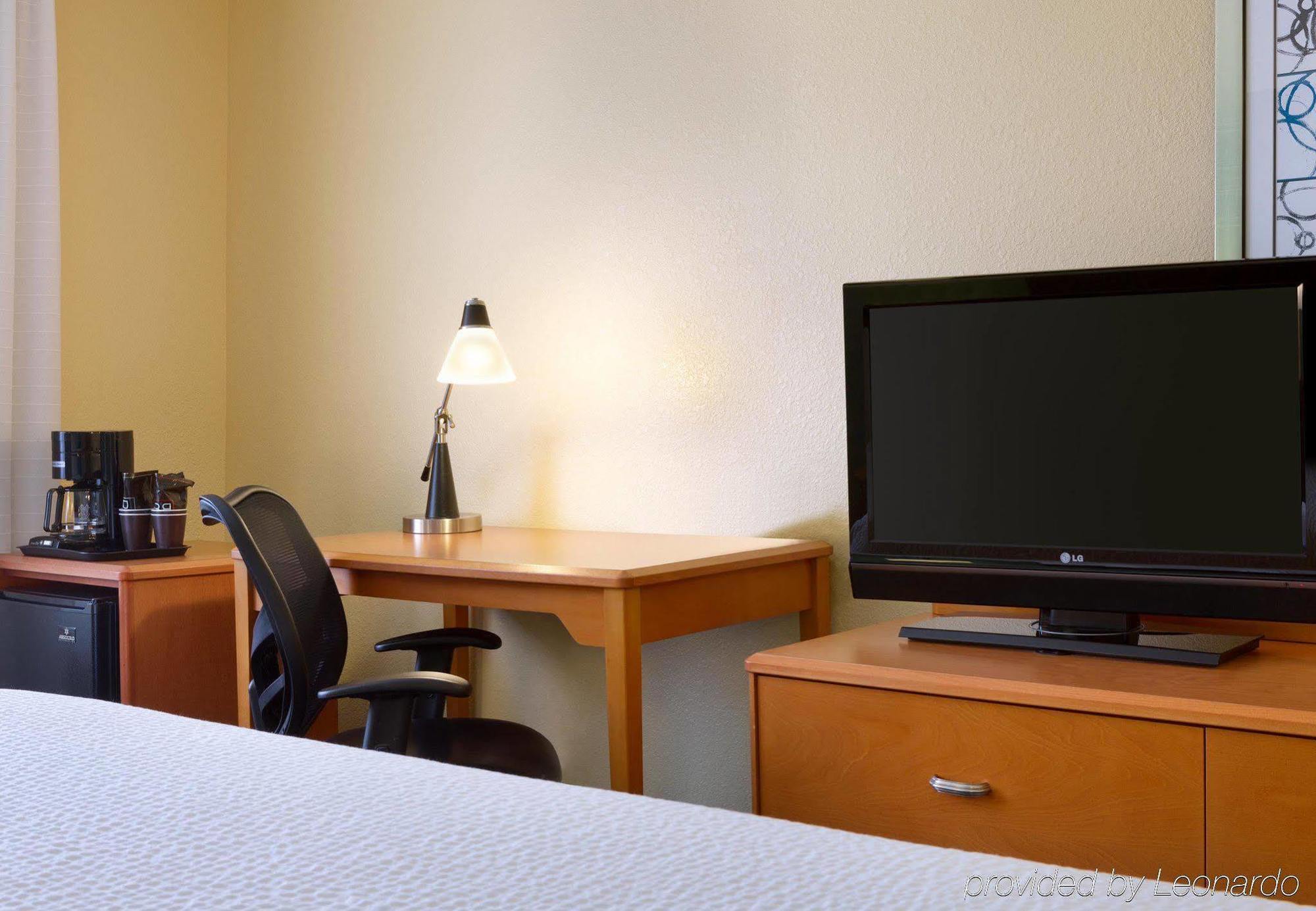 Sonesta Essential Houston Energy Corridor Hotel Exterior photo